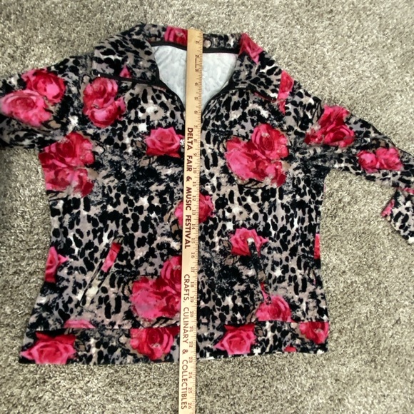 Petite Medium Ladies Warmup Velour Jacket Pink Roses Zipper Pockets Activology - Picture 9 of 10